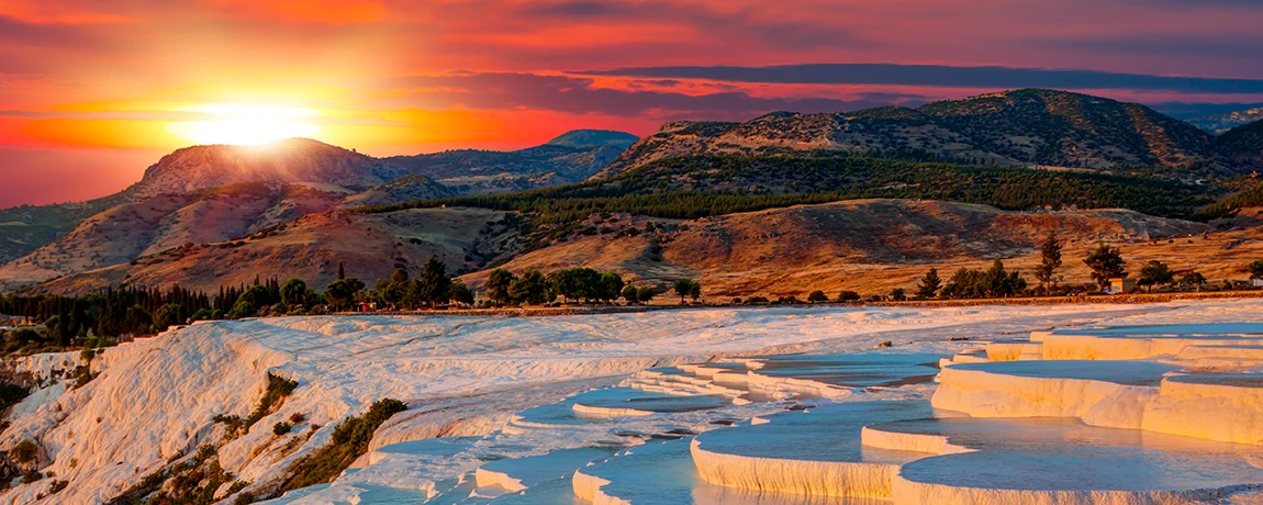 Pamukkale_Turkey.webp