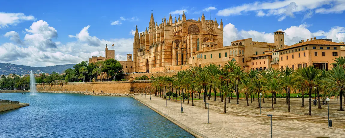medieval-cathedral-of-Palma-de-Mallorca-Spain.webp