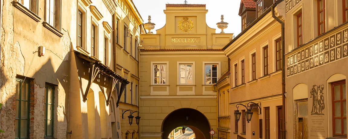 Lublin-town-gate-royal-route-europe-poland
