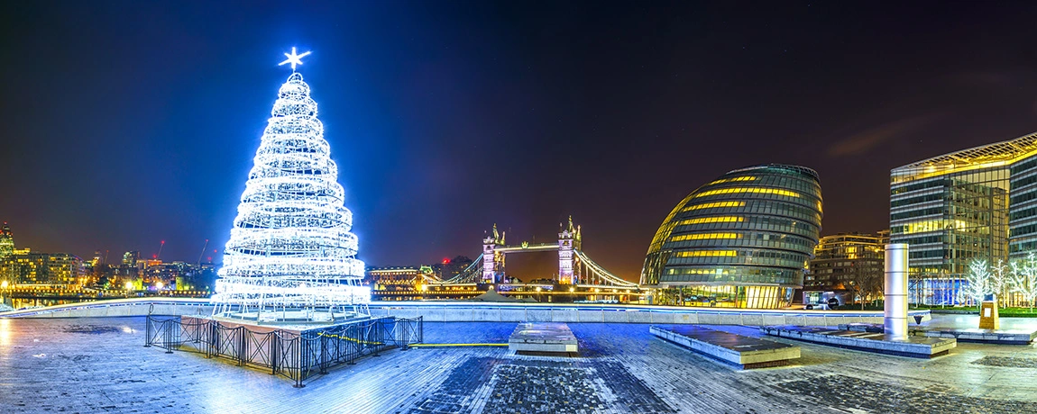 Go from London Luton Airport to London Bridge Christmas Market