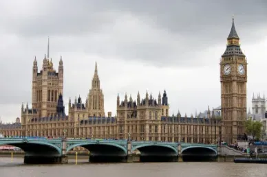 houses of parliament.webp