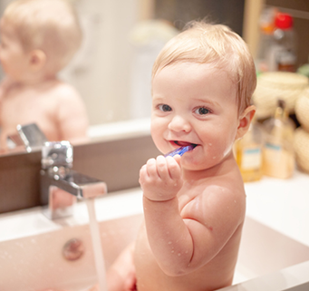 Cómo cuidar los dientes de un niño