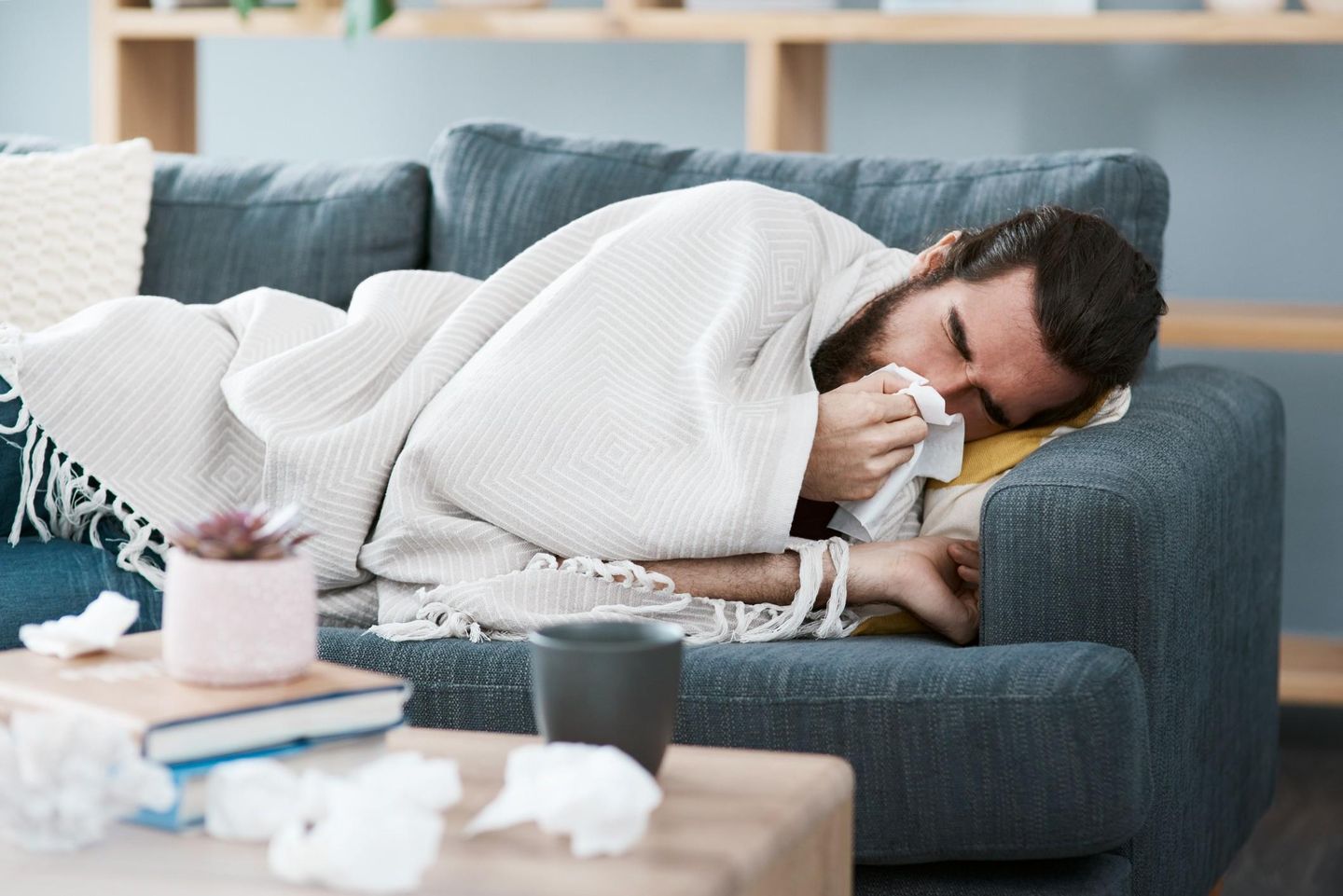 Qual é a diferença entre a gripe e a pneumonia na prática?