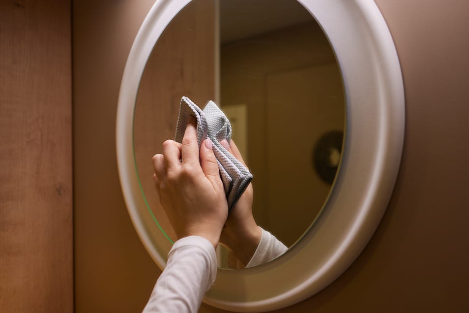 How To Clean A Bathroom Mirror