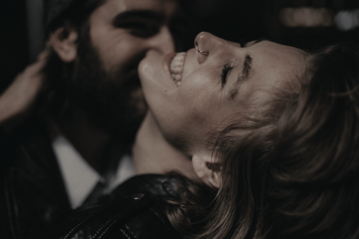 Le couple rebâtit son intimité grâce à une soirée en amoureux.