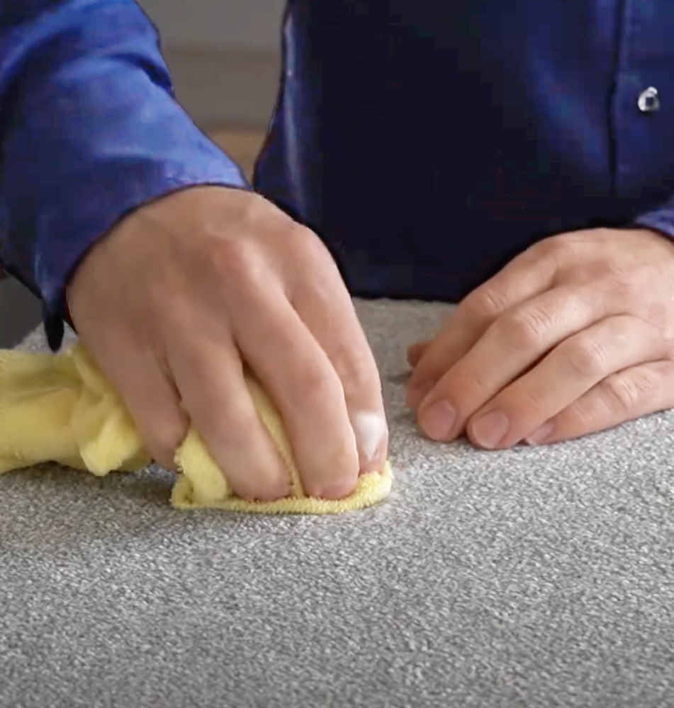 4 SPRAY QUITAMANCHAS PARA ALFOMBRAS Y TAPICERIA EN SPRAY