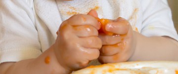 tiny-clothes-huge-stains