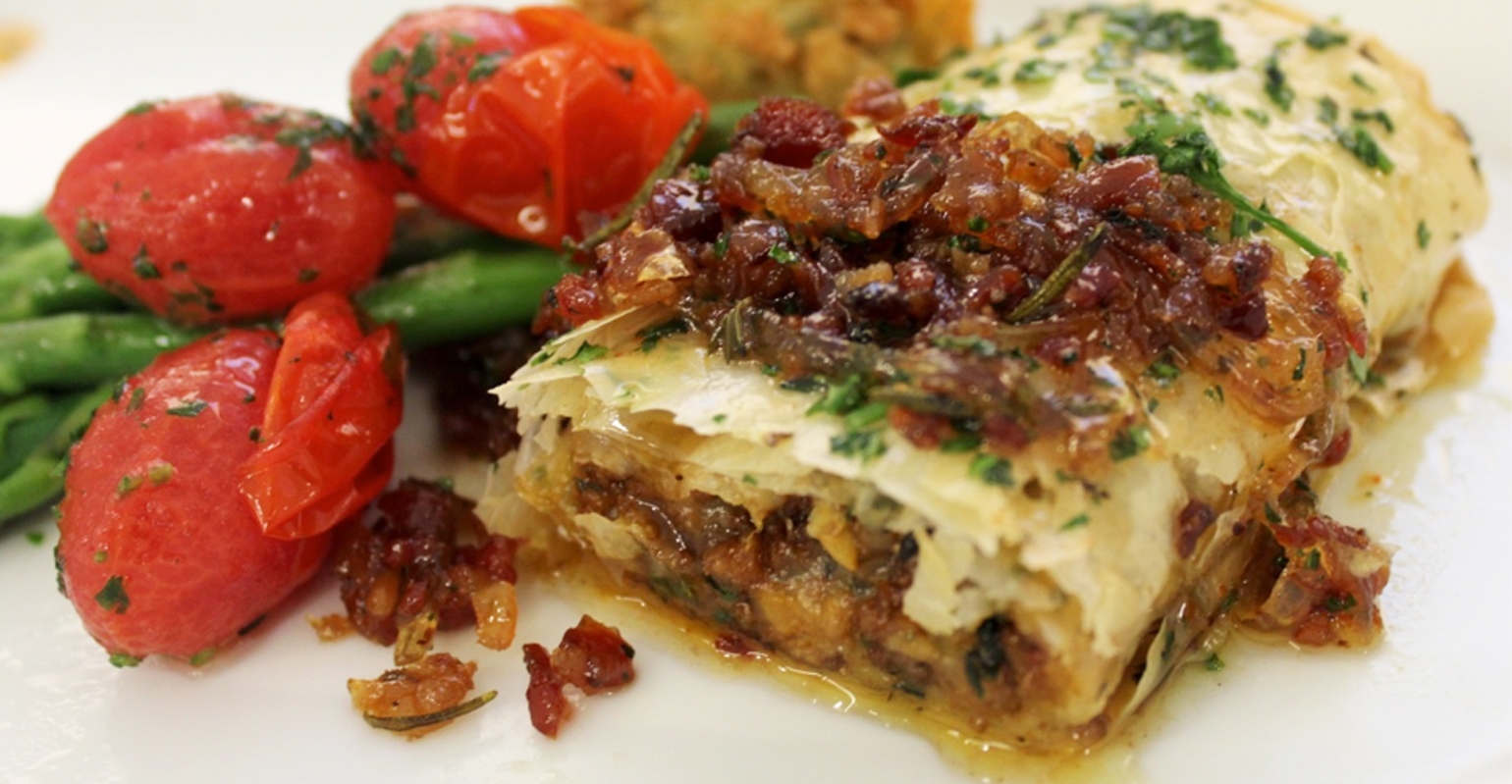 Cheeseburger strudel