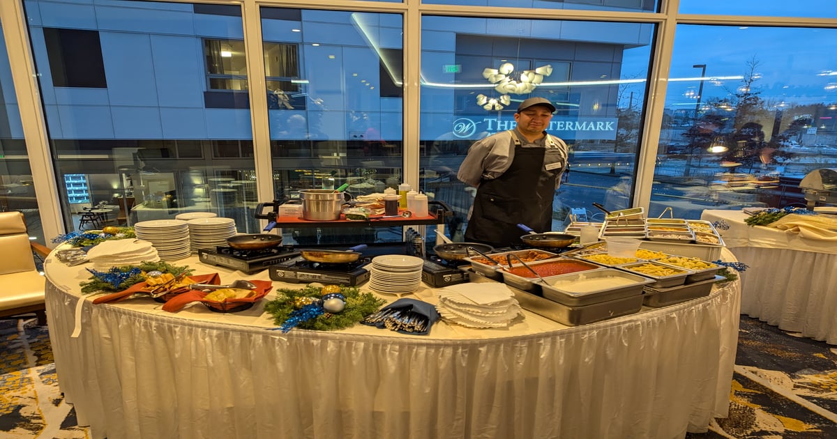 New awards raise the bar for senior dining