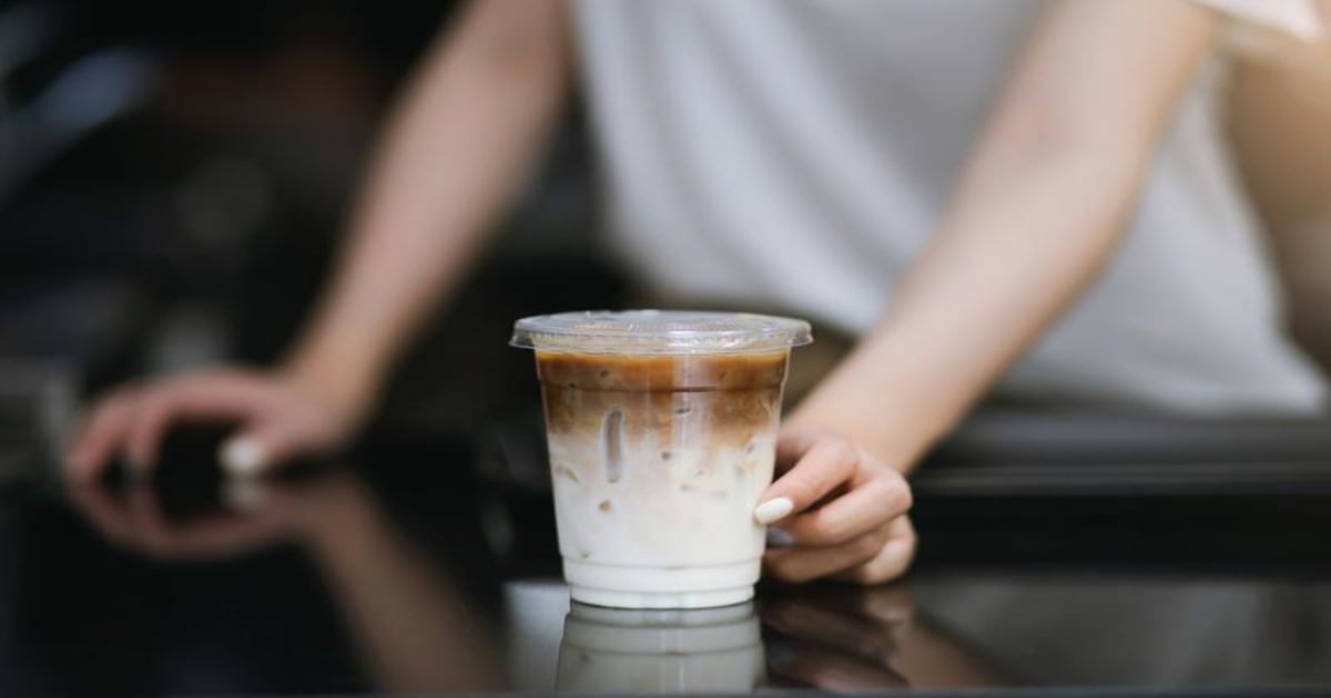 Federal government takes a big step in phasing out single-use food ...