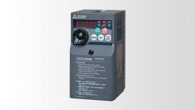 Variateur de fréquence FR-D700 0,75Kw 2,2A (380-400 Tri)-(380-400 Tri) IP20