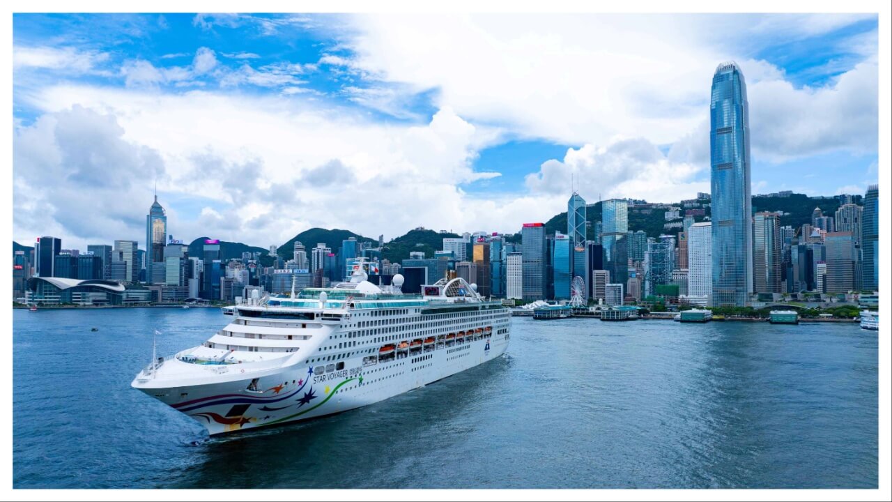 Star-Voyager-Hong-Kong.jpg