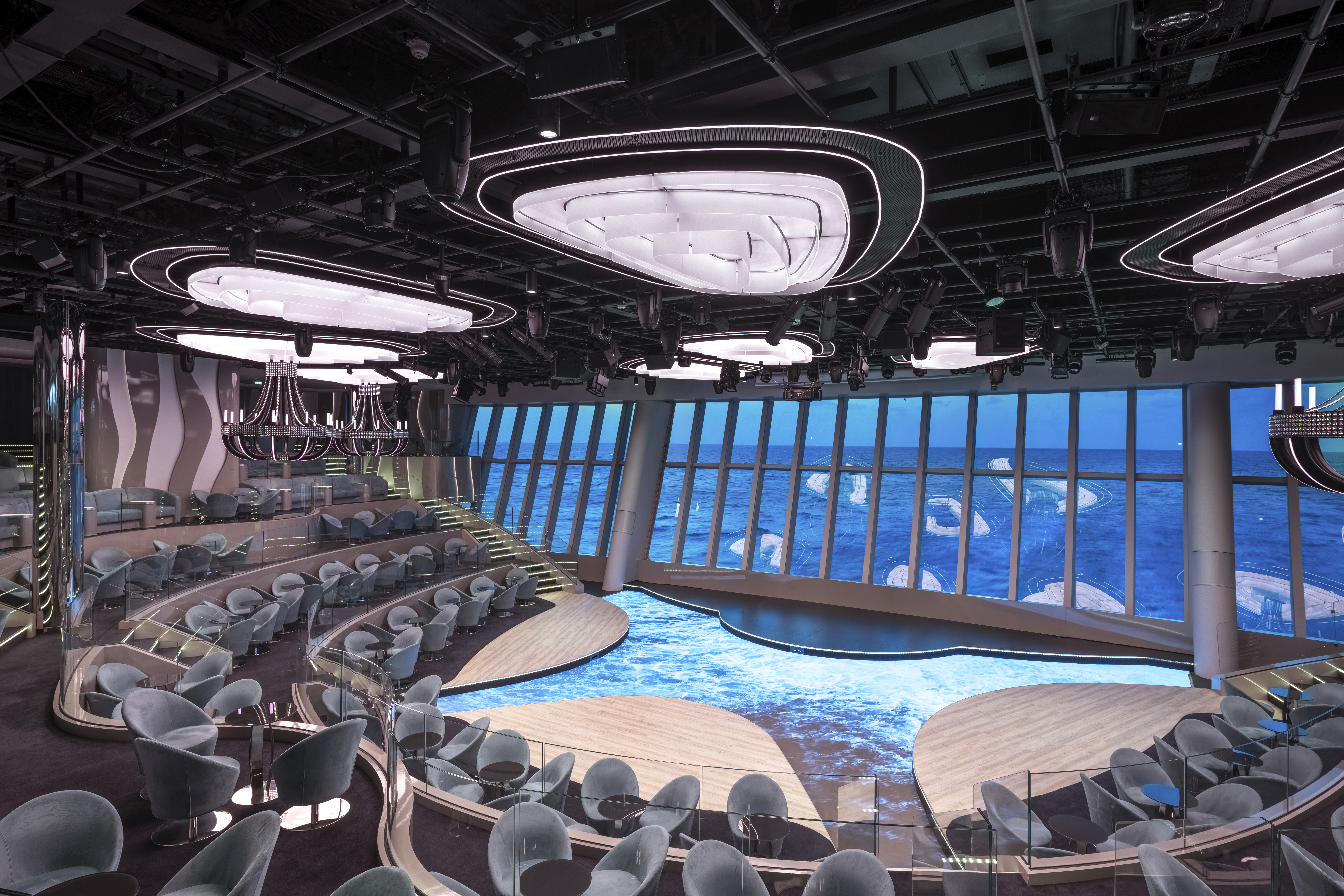 MSC_World_Asia_-_Panorama_Lounge.jpg