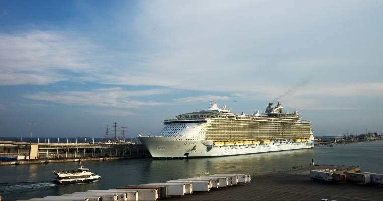 www.seatrade-cruise.com