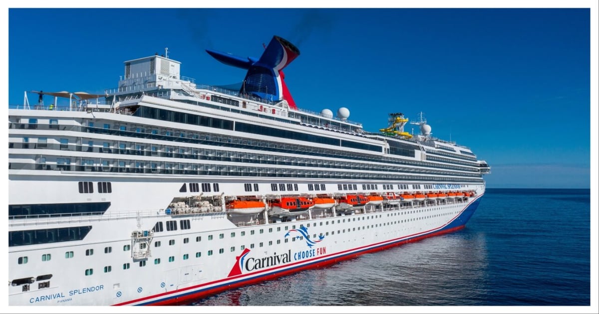 Australia ship Carnival Splendor gets new livery with Southern Cross