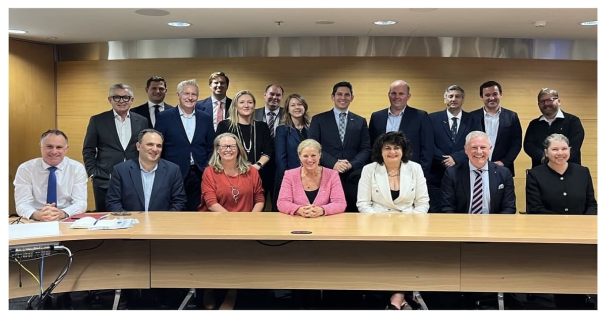 New Zealand ministers unite to rescue declining cruise industry
