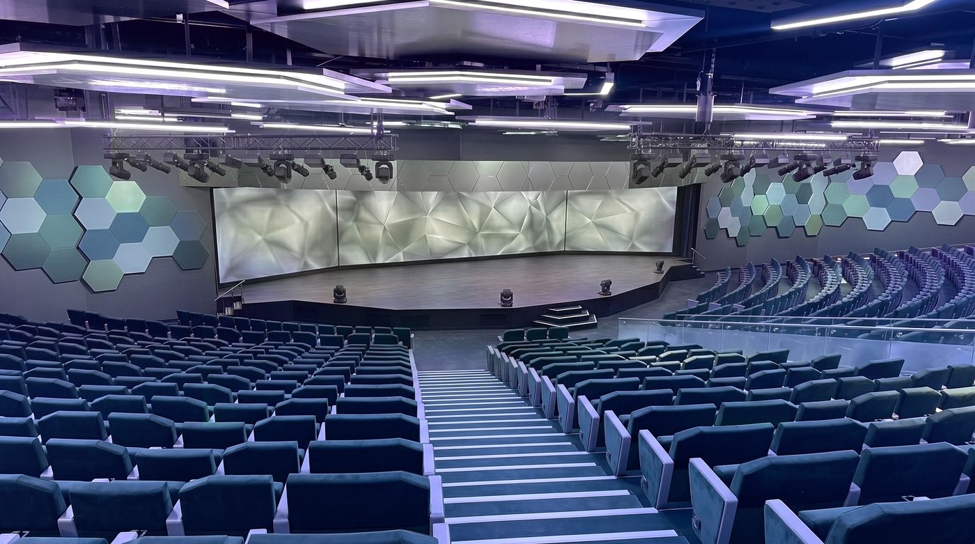 MSC_World_Asia_-_World_Theatre.jpg