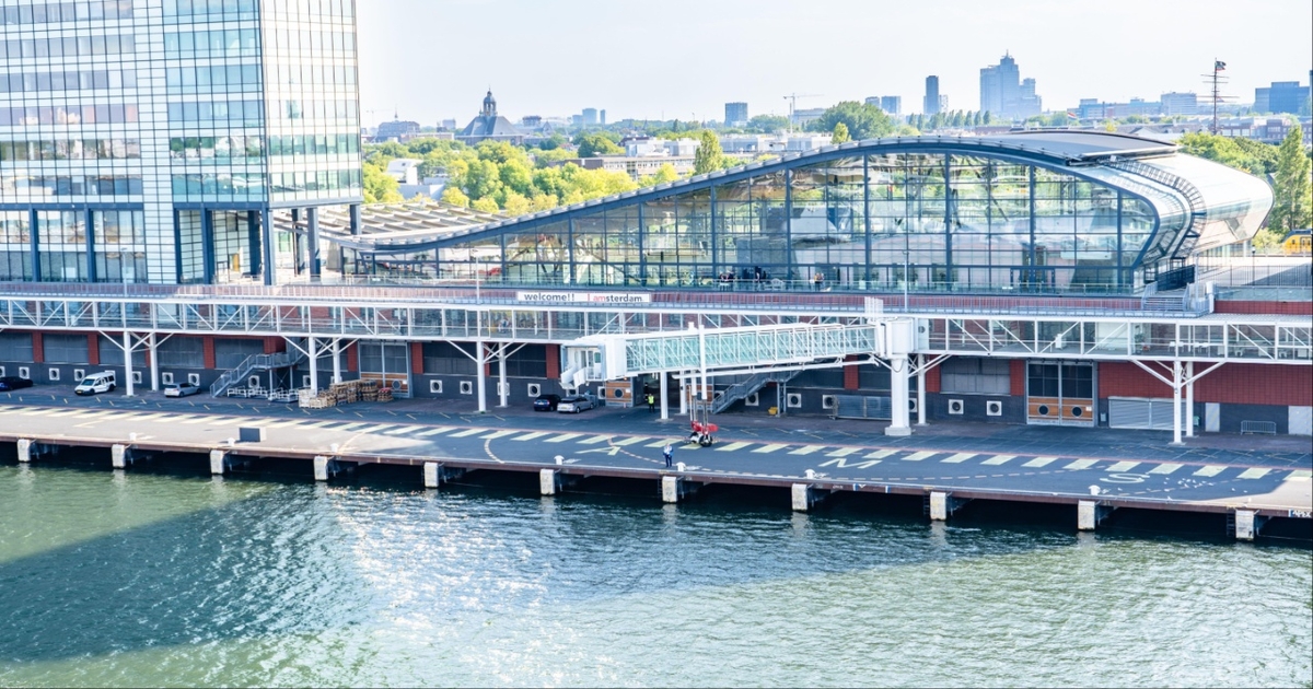 Amsterdam Cruise Terminal faces closure vs relocation debate