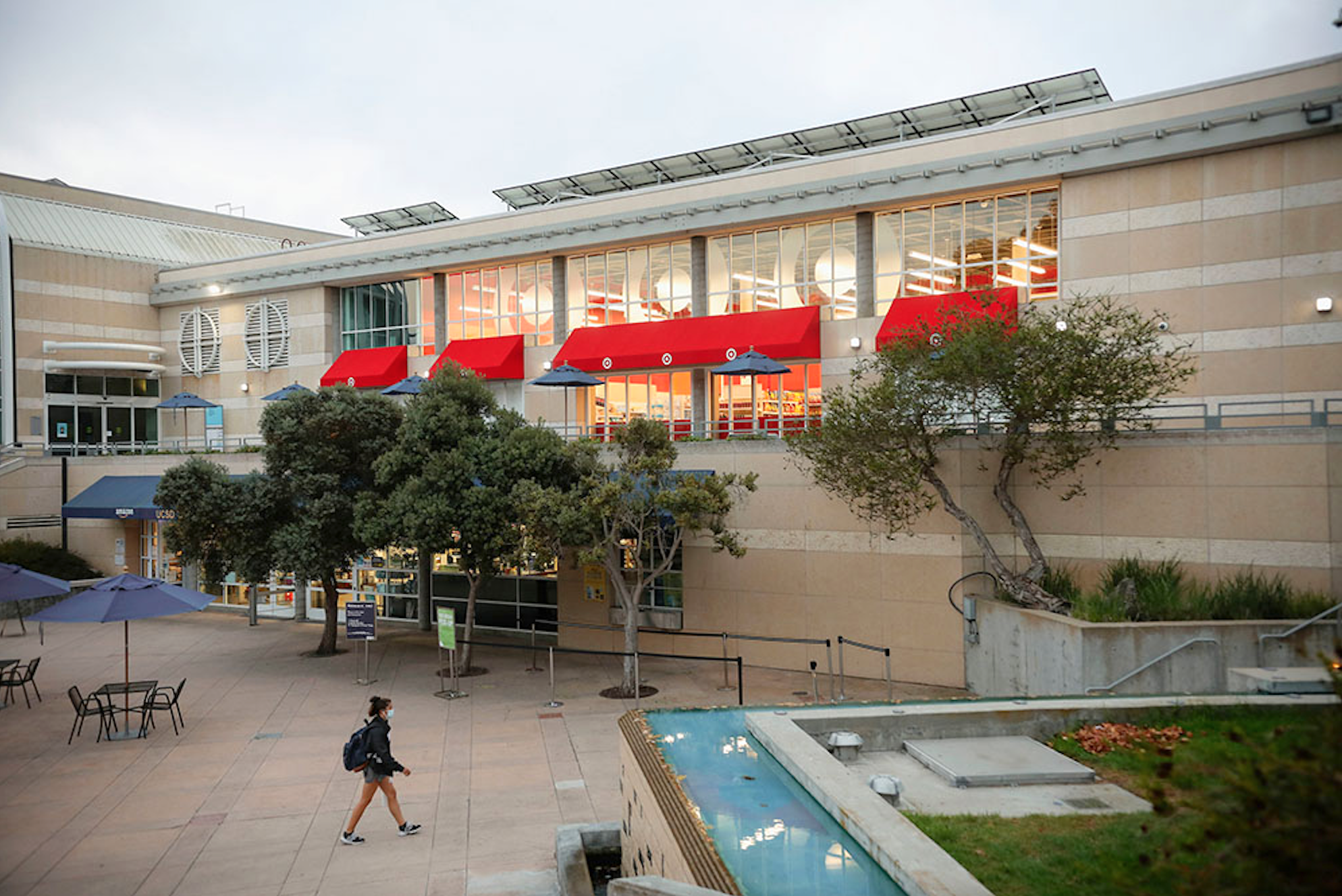 SN Retailer of the Year: Target's On a Run