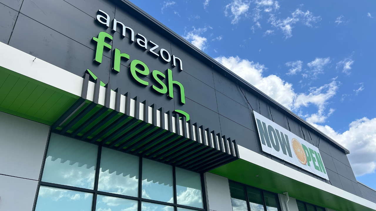 Amazon Fresh opens 4 stores in 1 day