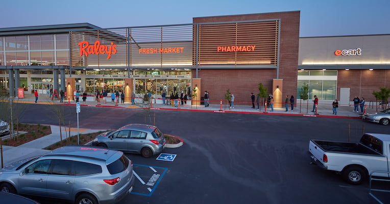 Raley’s unveils new flagship store in Sacramento