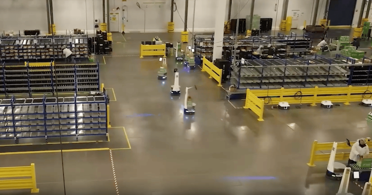 HelloFresh has robots manning its cold-storage warehouse