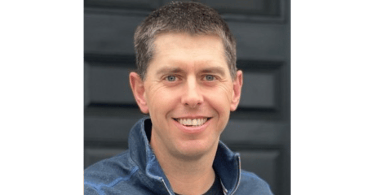 Kroger names ex-Walmart VP to Chief Ecommerce Officer slot Kroger names ex-Walmart VP to Chief Ecommerce Officer slot