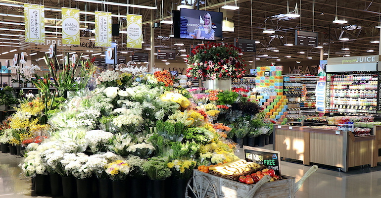 Albertsons ushers in online wedding floral service