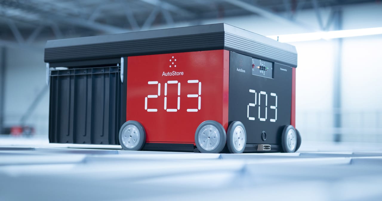 Autostore R3 Robot SoftBank to Buy 40% Stake in AutoStore