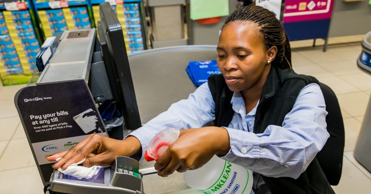 Store Self Clean How to Build Customer Confidence Through Clean Stores