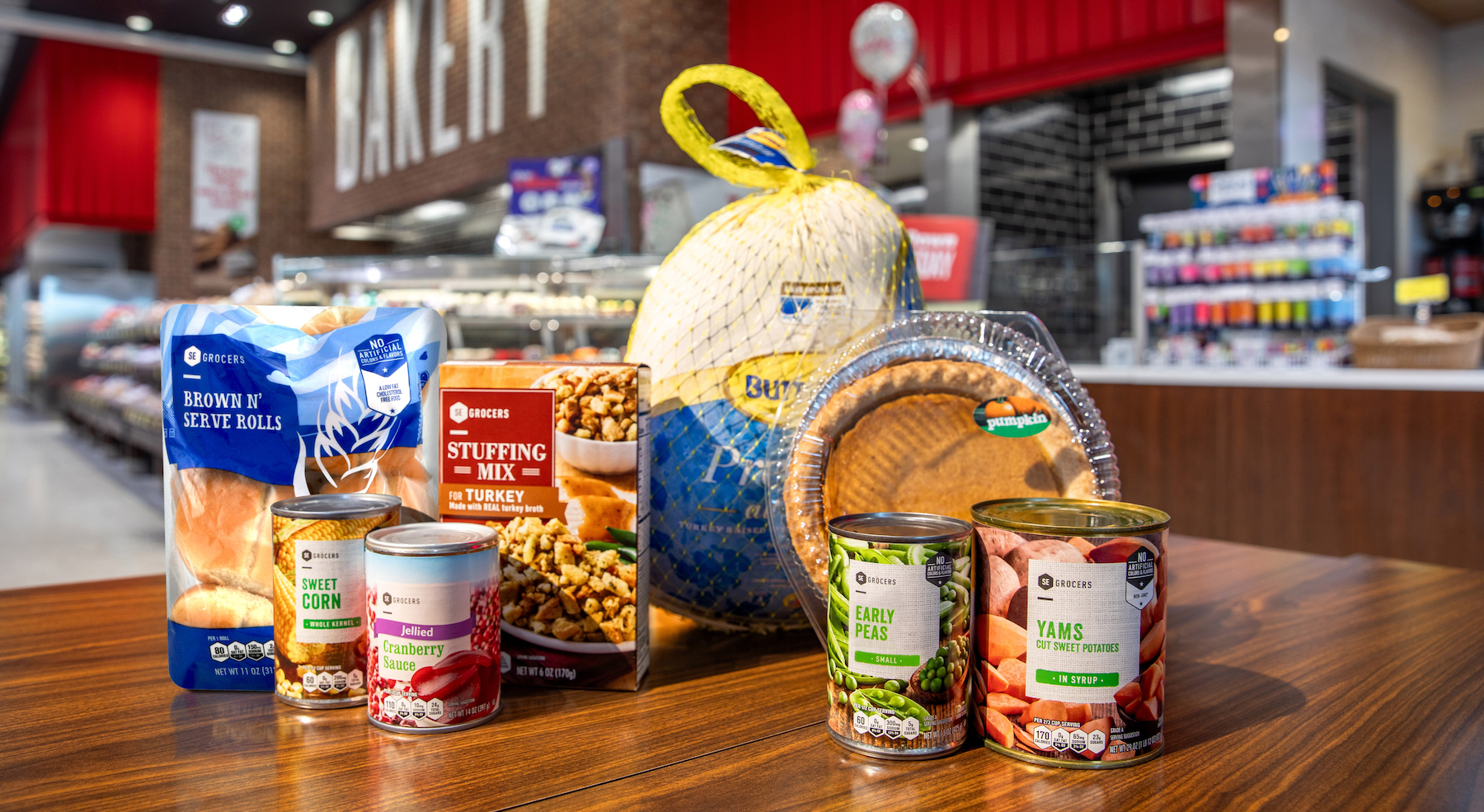 Grocers feed Thanksgiving meal deals to consumers overstuffed with ...