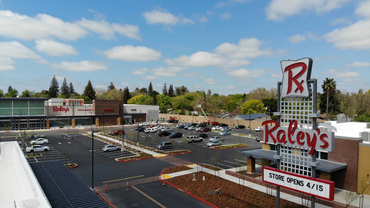 Raley’s Opens New Flagship Store in Face of Epic Challenges