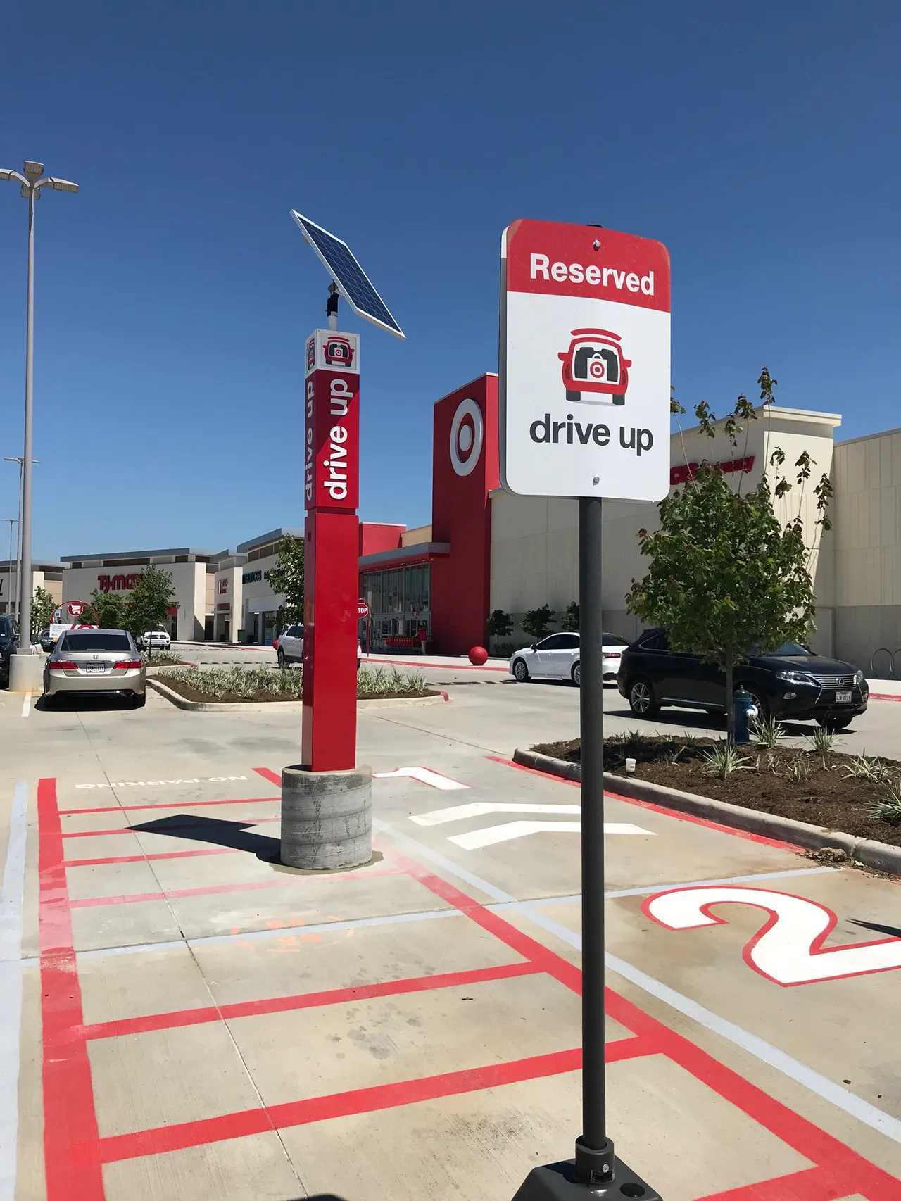 Target expands curbside pickup in Midwest