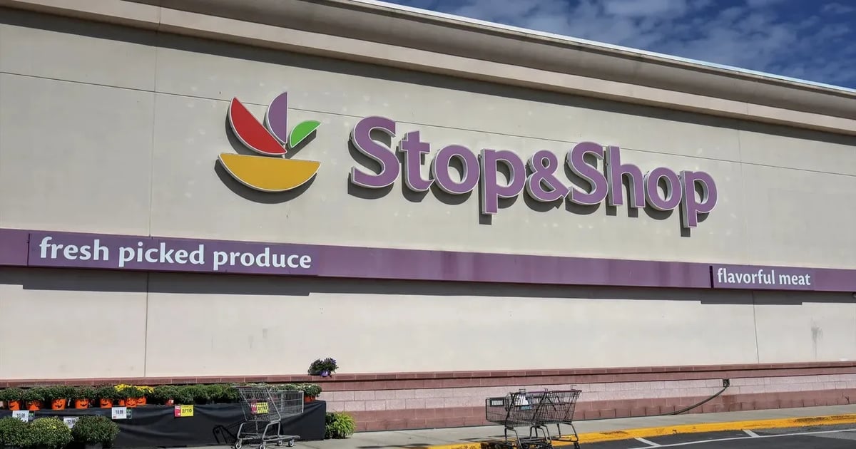 Stop & Shop refreshes its hot food bar approach