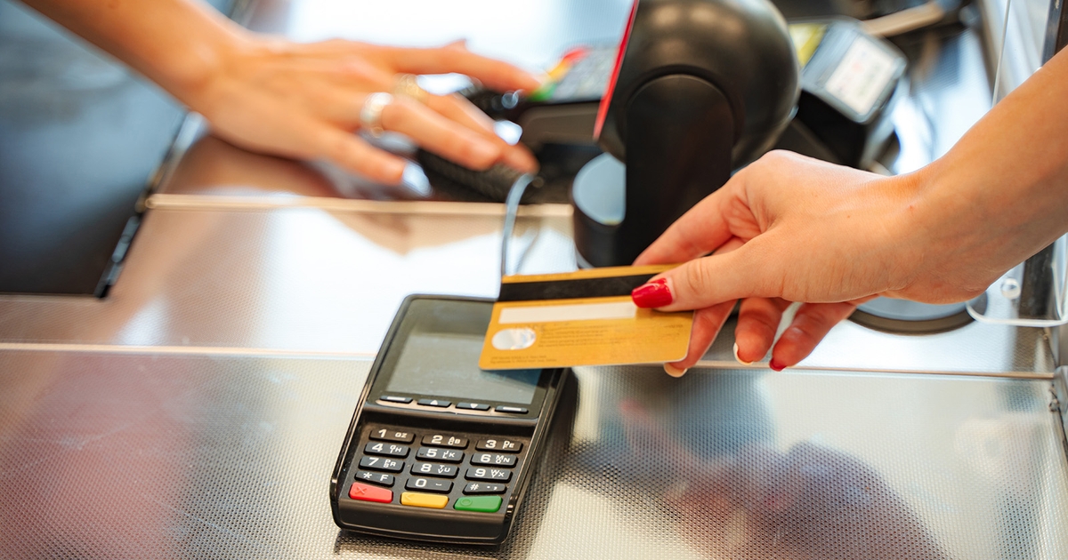 Senators reintroduce Credit Card Competition Act after Trump endorses bill to lower swipe fees