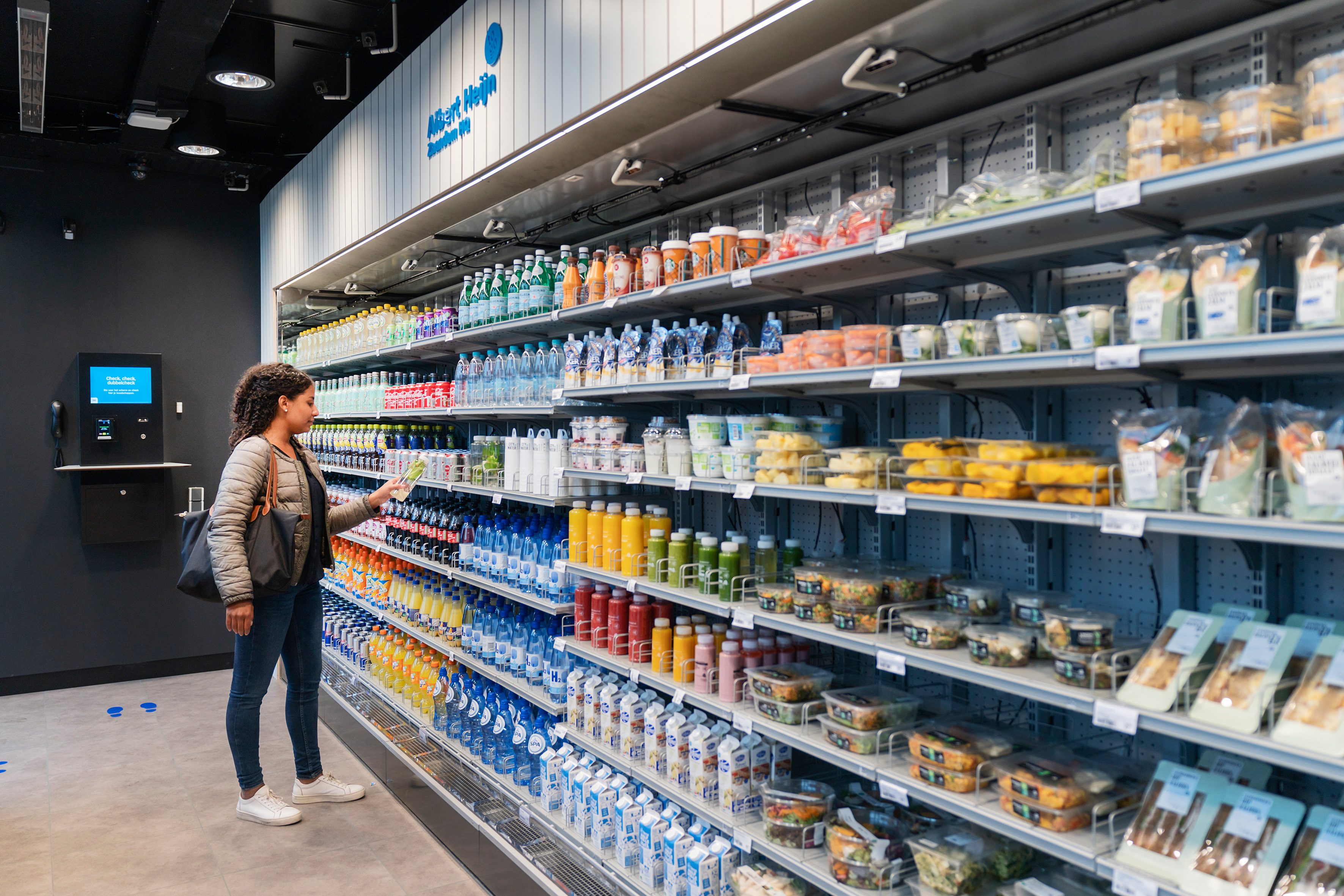 Ahold Delhaize pilots Amazon Go-style portable store