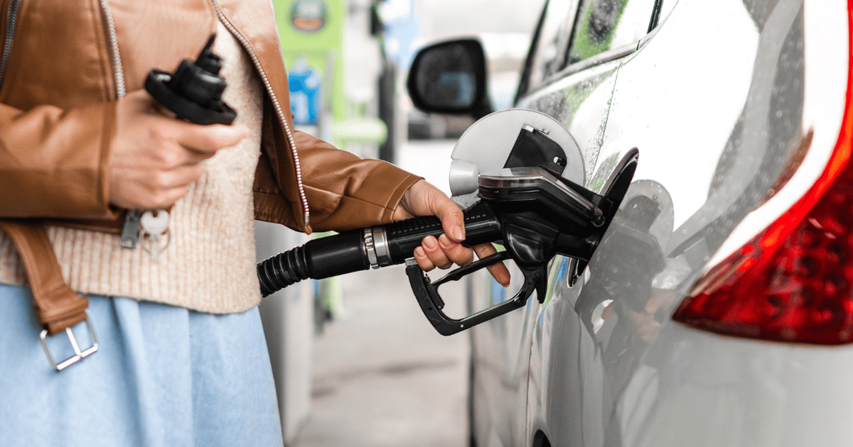 Save Mart and Lucky has loyalty members saving on gas