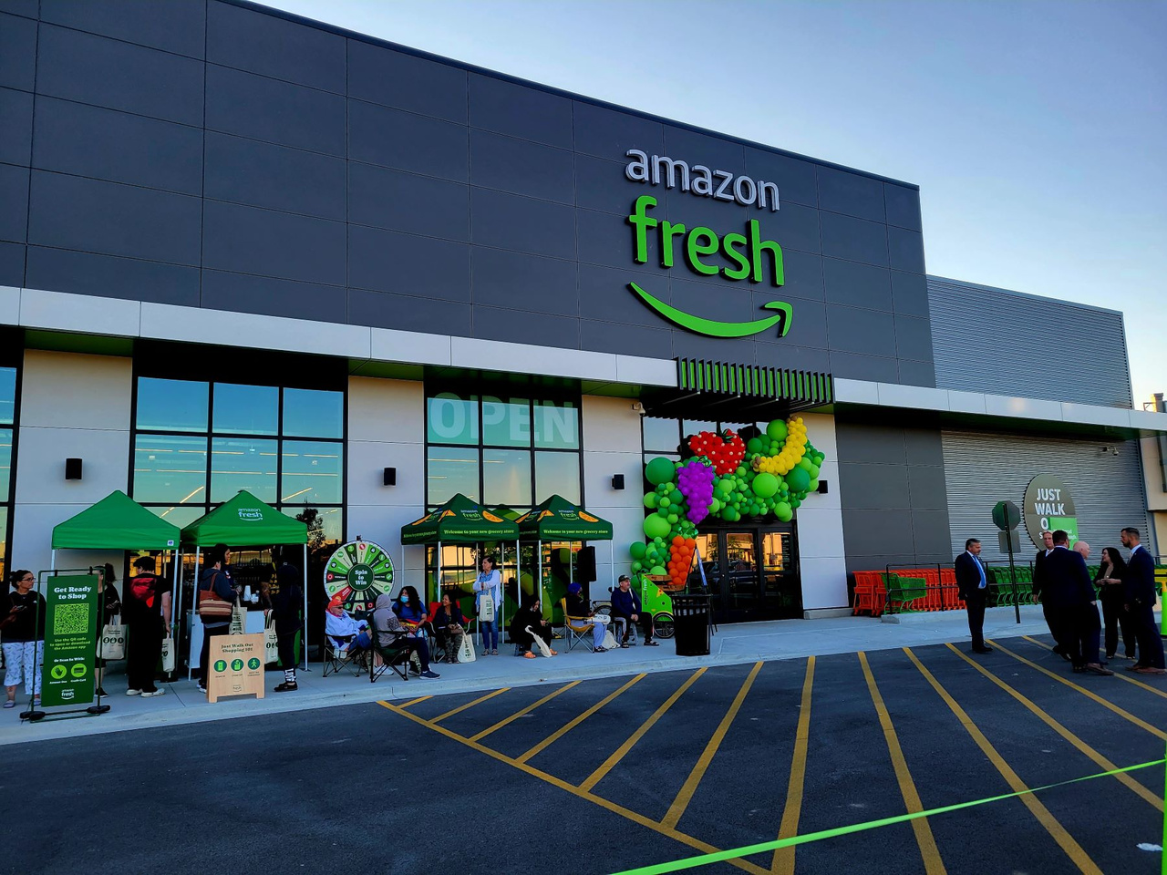 First Amazon Store Introducing WGB’s new grocery store opening map