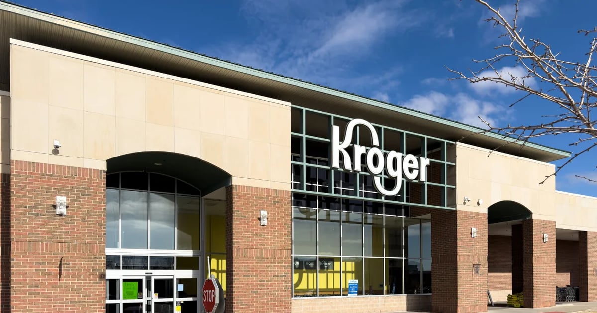 Kroger receives more bad news with market share