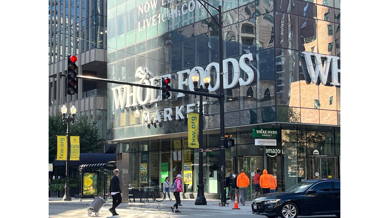 First Amazon Store See the inside of the 1st Amazon Grocery concept