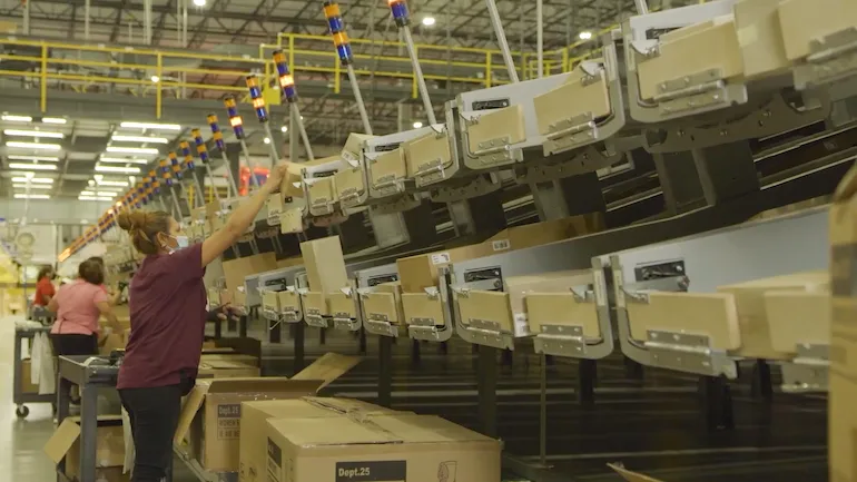 Basis Point Def Walmart to hire 20,000 more supply chain workers