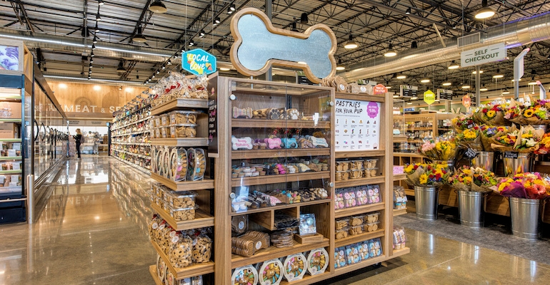 Online pet food retailers shop