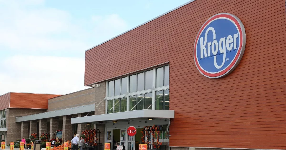 Kroger cuts same-store sales outlook for 2026