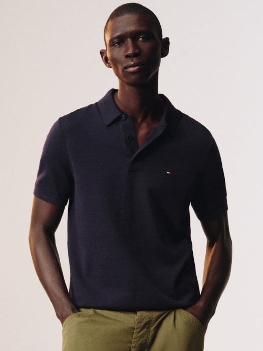 Tonal Tommy Flag T-Shirt | Black | Tommy Hilfiger