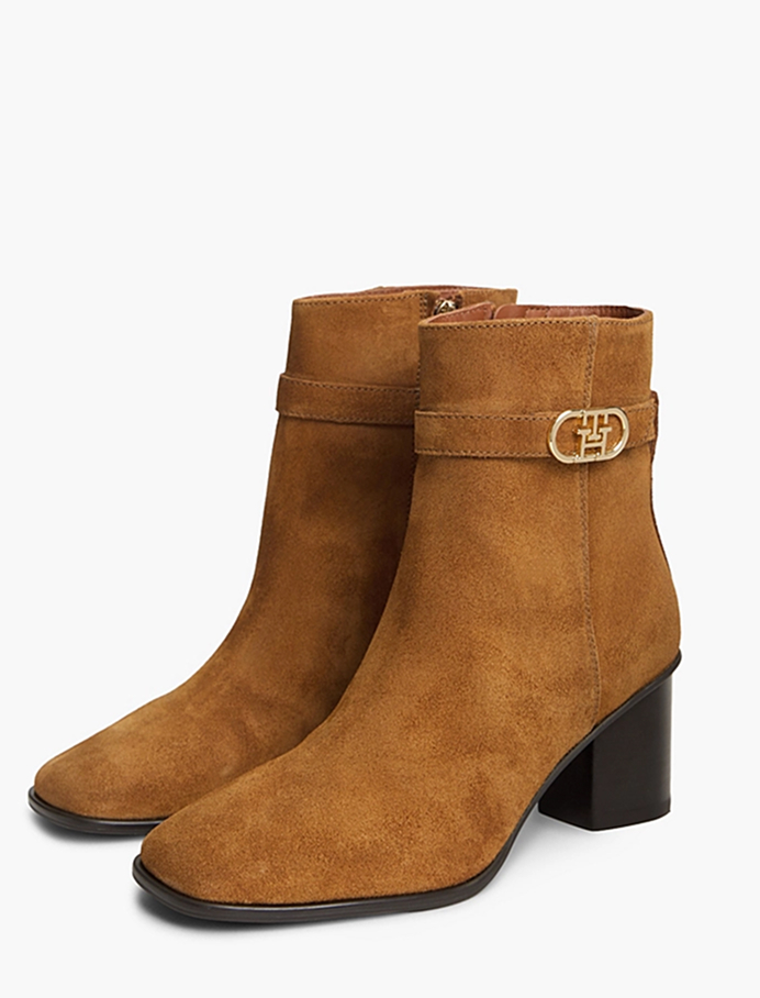 suede boots