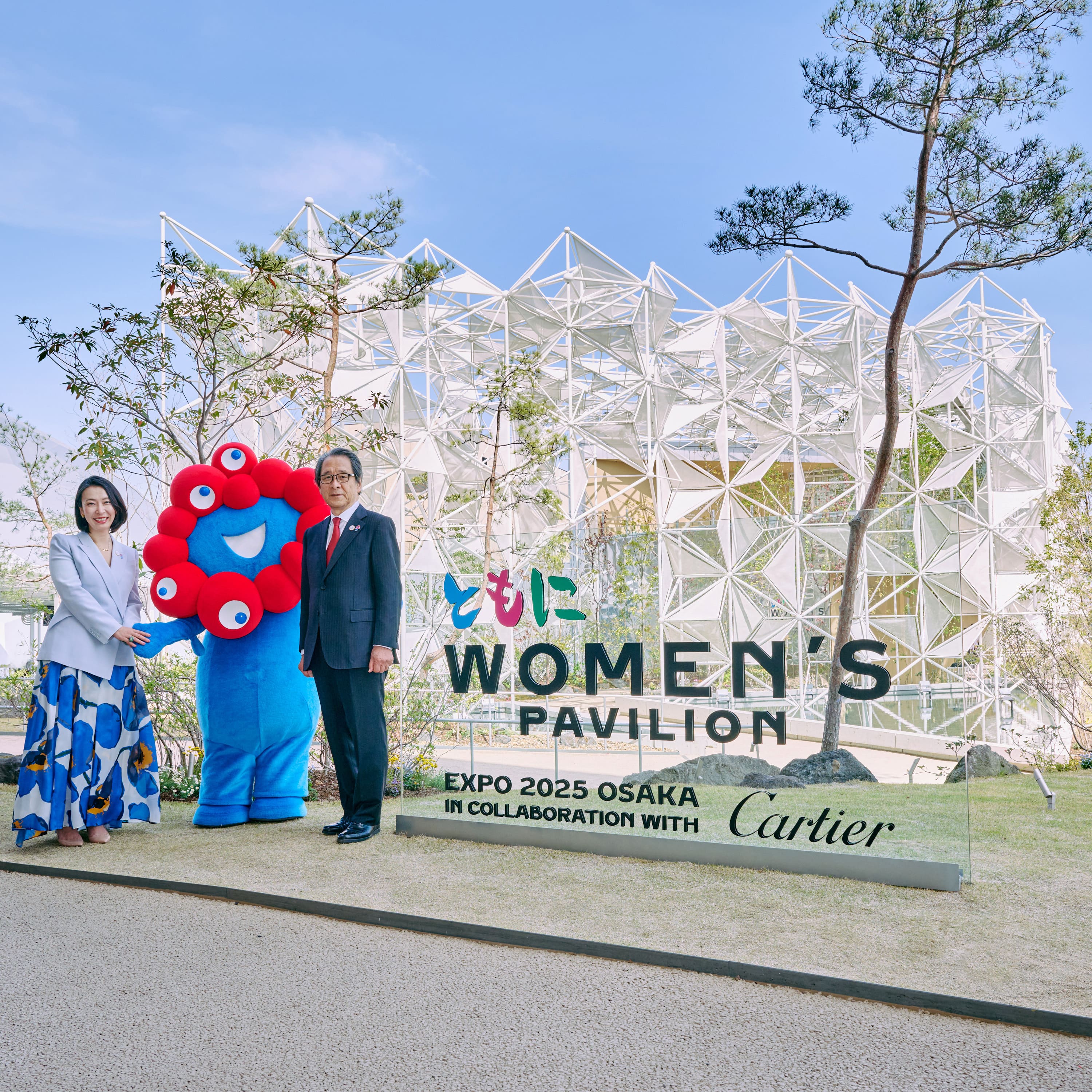 EXPO2025大阪万博WOMEN’S×Cartierスタッフピン【新品】 2025年大阪・関西万博 カルティエが「ウーマンズパビリオン」を