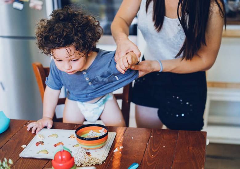 İçecek ve Yemek Lekesi Nasıl Çıkarılır?