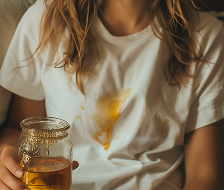 Reçine Lekesi Nasıl Çıkar?