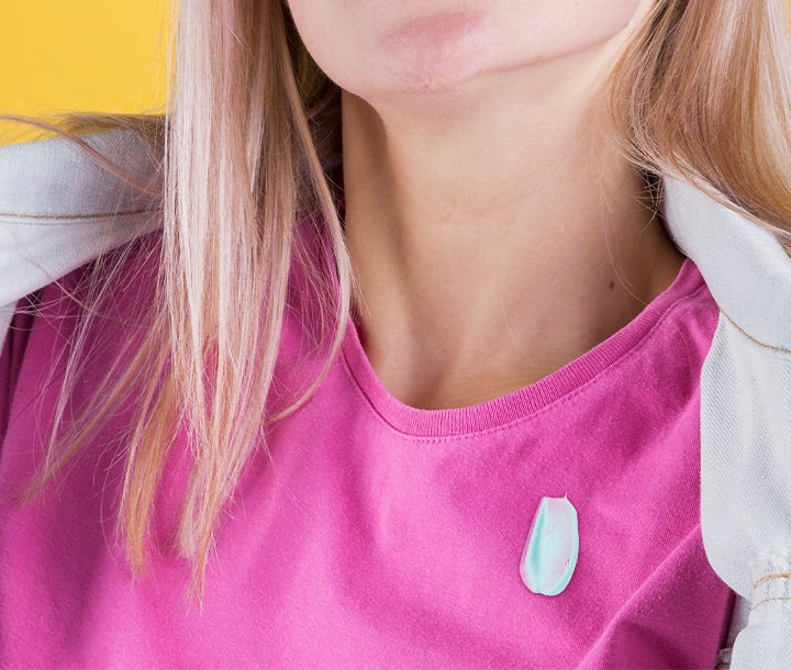 Diş Macunu Lekesi Nasıl Temizlenir?