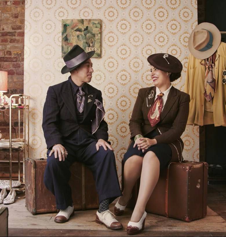 DVOJNÁSOBNÝ ŽIVOT OBLEČENIA